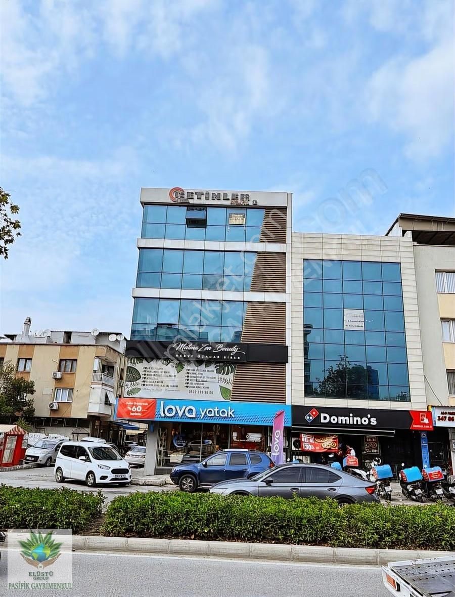 Pasifikten Bayraklı Sakarya Caddesi Üzeri Kiralık 2+1 Ofisler