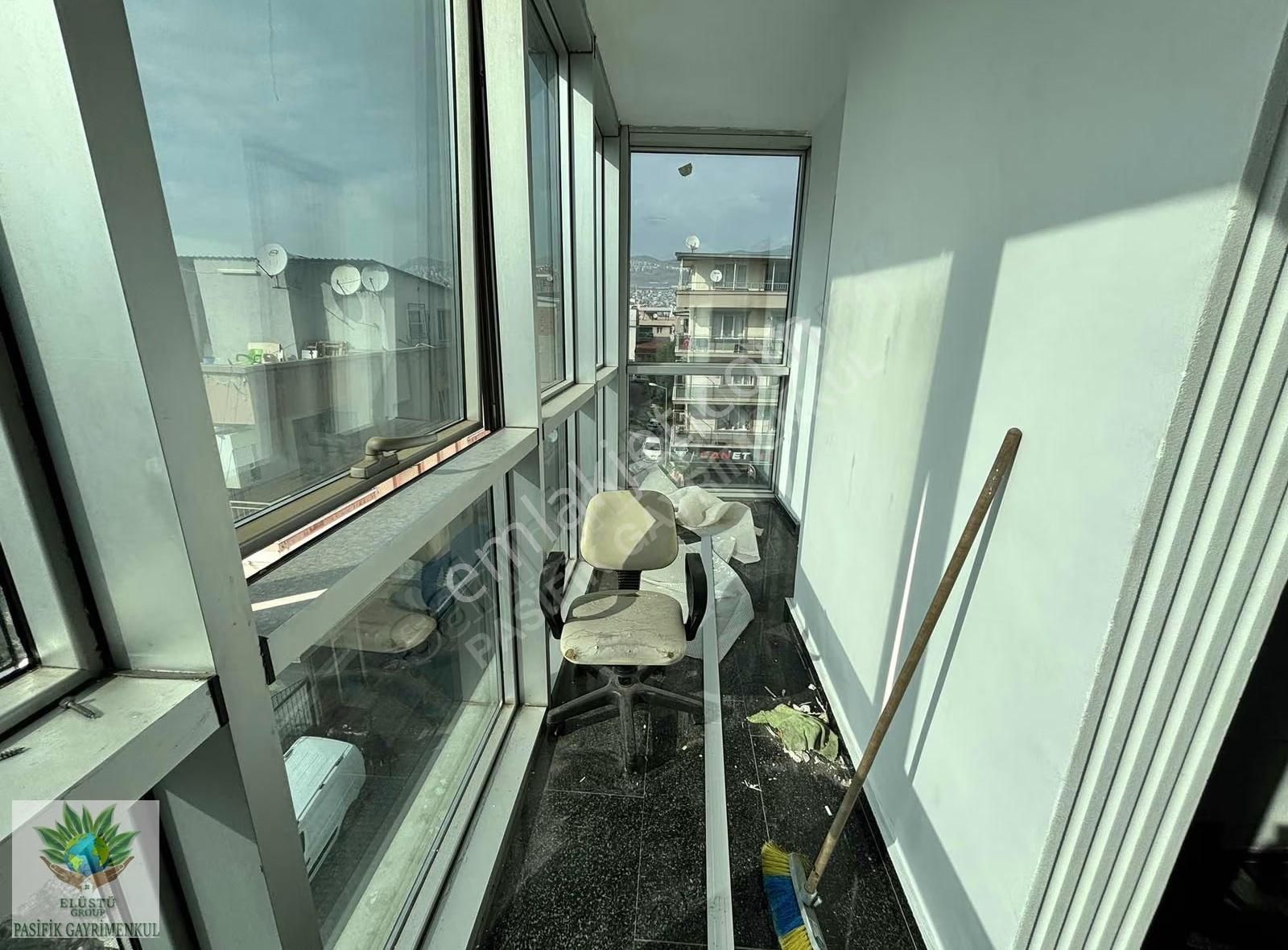 Pasifikten Bayraklı Sakarya Caddesi Üzeri Kiralık 2+1 Ofisler - Görsel 19