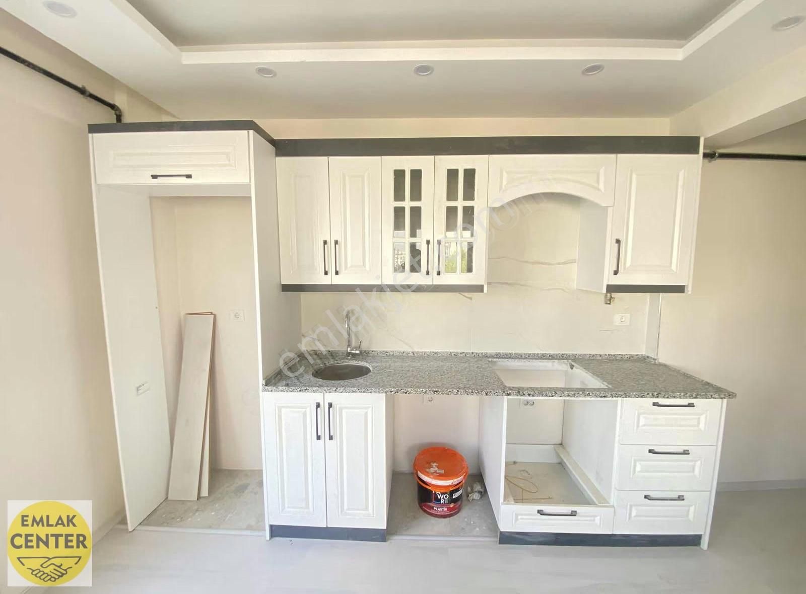 Emlak Center'dan Muradiye'de 1+1 Yerden Isıtmalı, Sıfır Daire