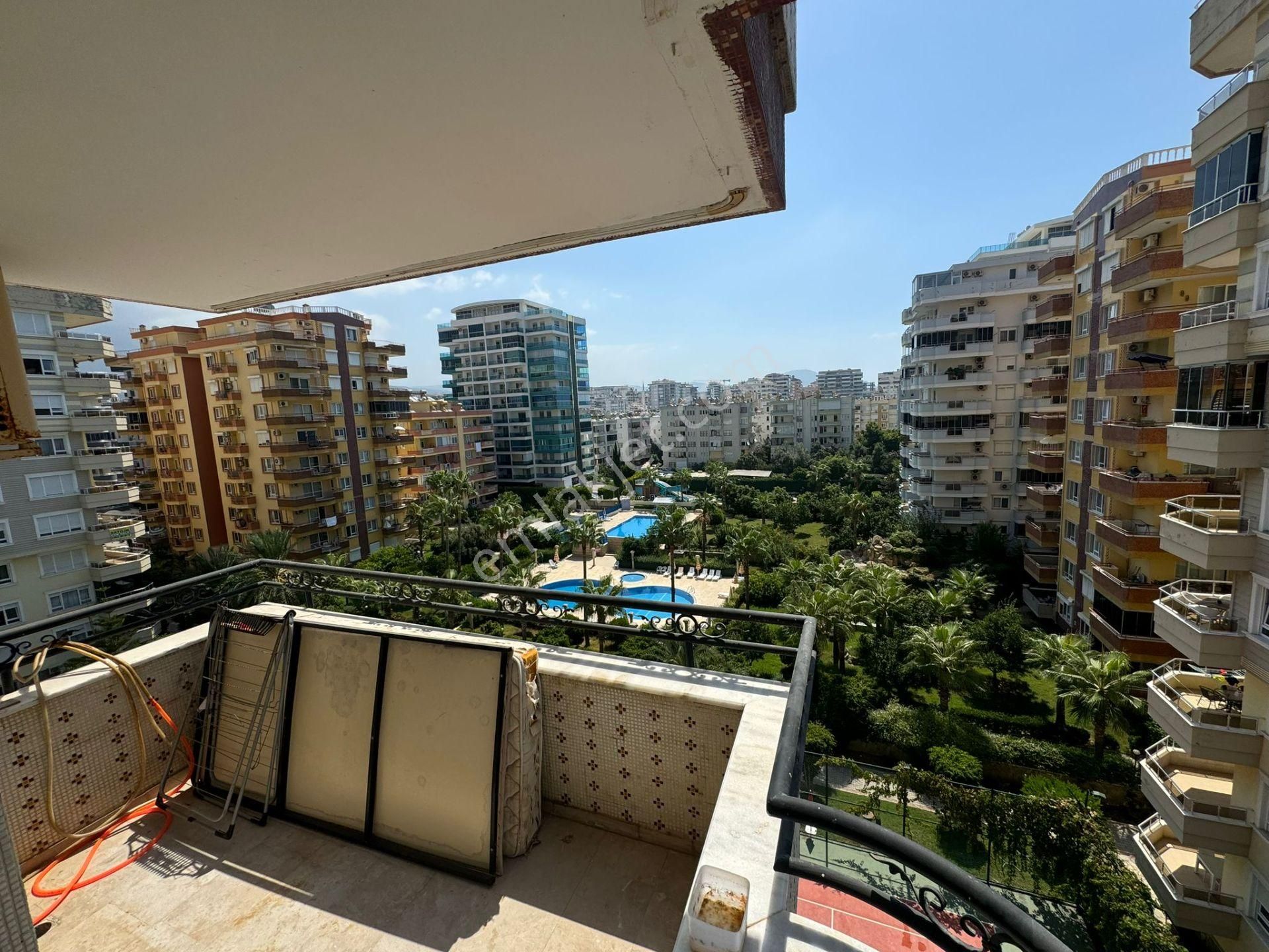 Alanya Mahmutlar’da Satılık Lüks Dubleks Daire - Görsel 29