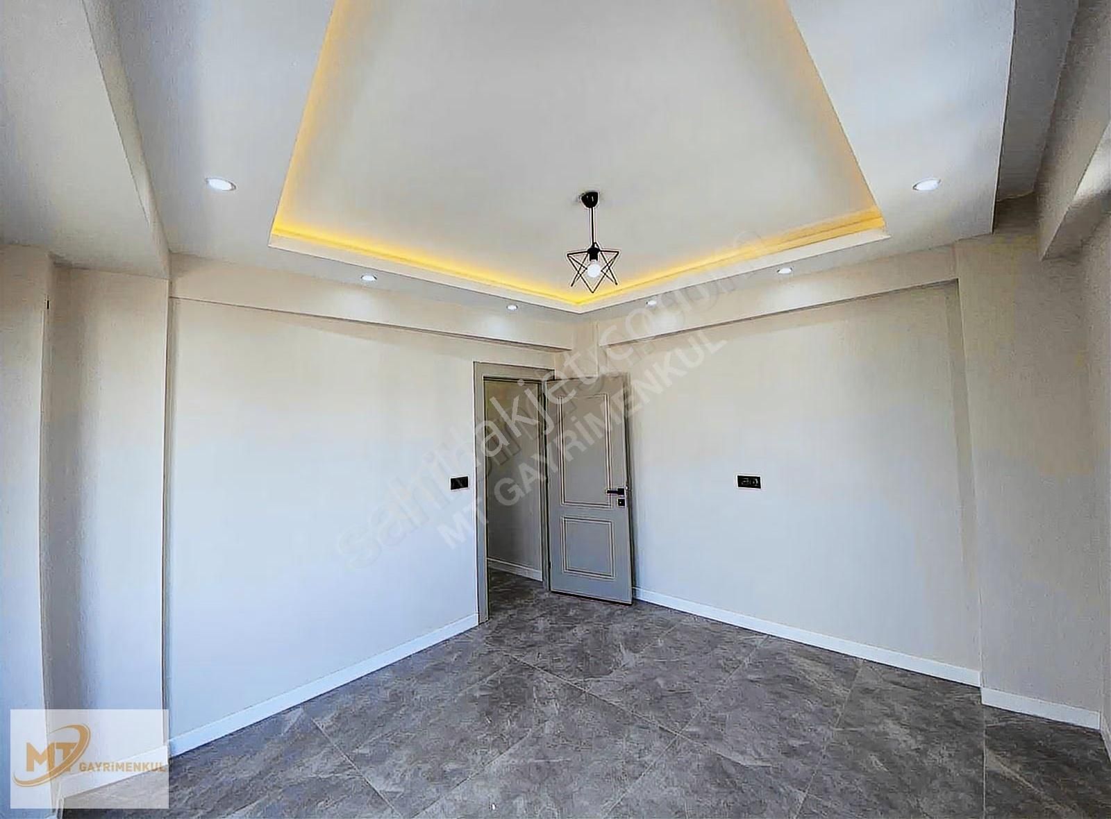 Mt'den Bağbaşında Sıfır Asansörlü Kat Seçenekli 3+1 Daireler - Görsel 5