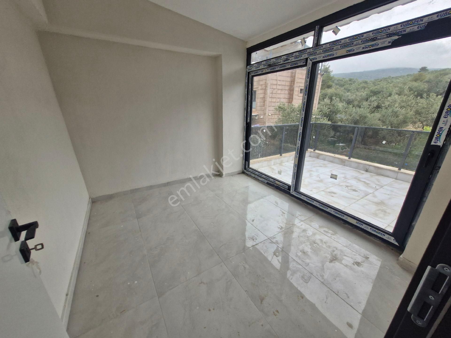 Merkez'den İzmir Dikili Bademli Mh.'de Modern Ve Şık 5+2 - Görsel 25