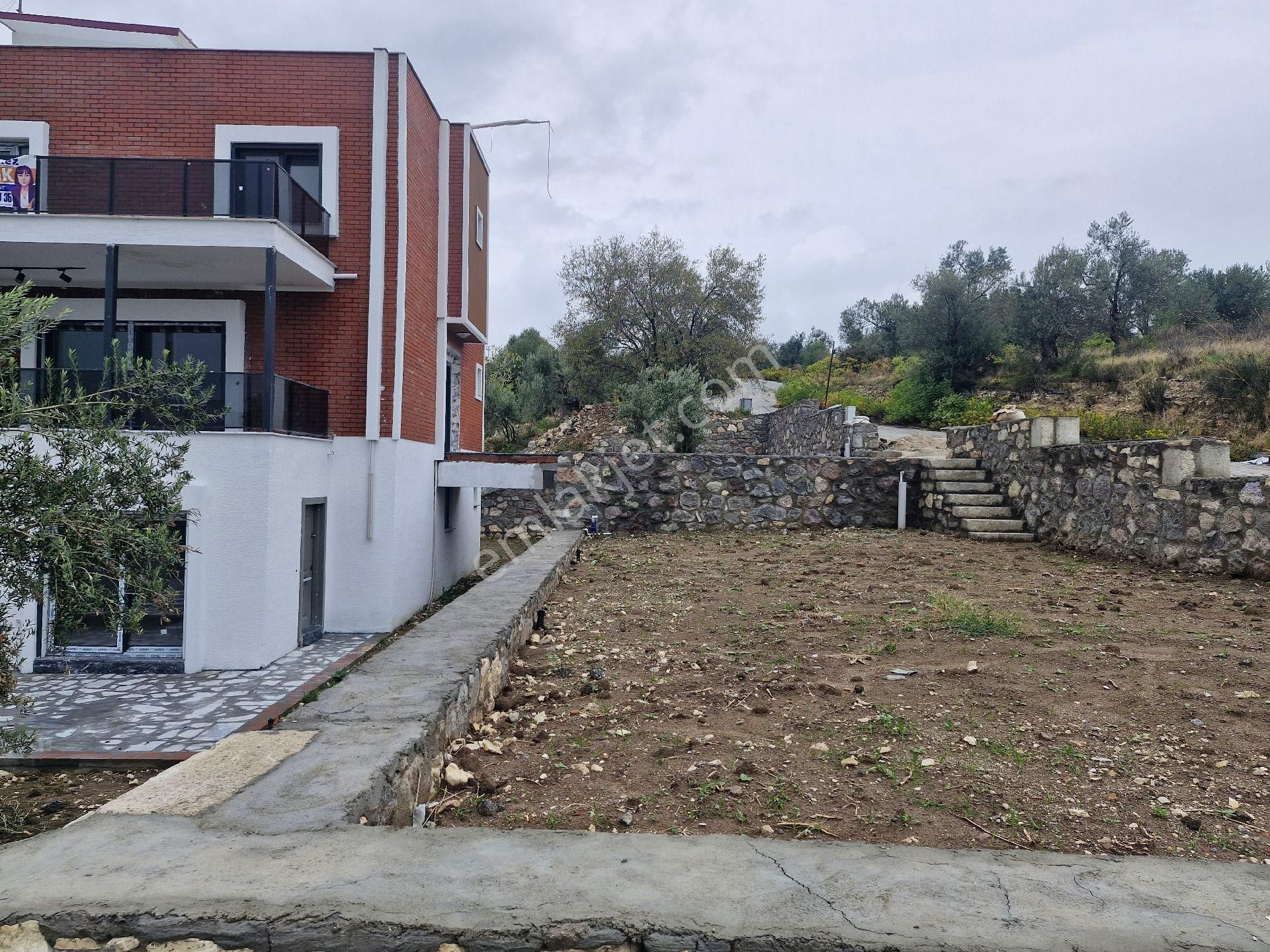 Merkez'den İzmir Dikili Bademli Mh.'de Modern Ve Şık 5+2 - Görsel 17