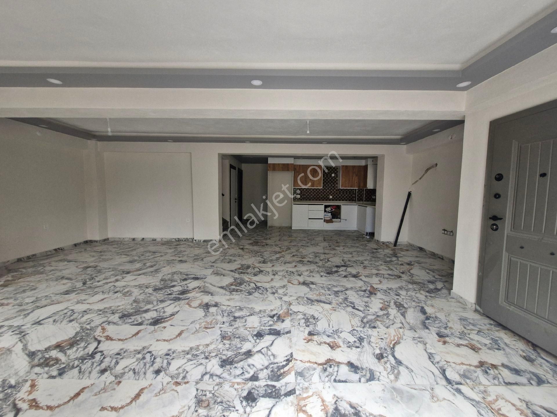 Merkez'den İzmir Dikili Bademli Mh.'de Modern Ve Şık 5+2 - Görsel 31