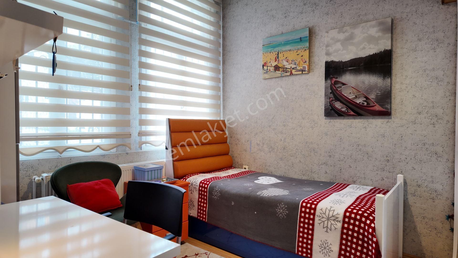 İzmir Varyant'ta Tarihi Ve Mimari Değeriyle Nadir Bulunan Konak - Görsel 34