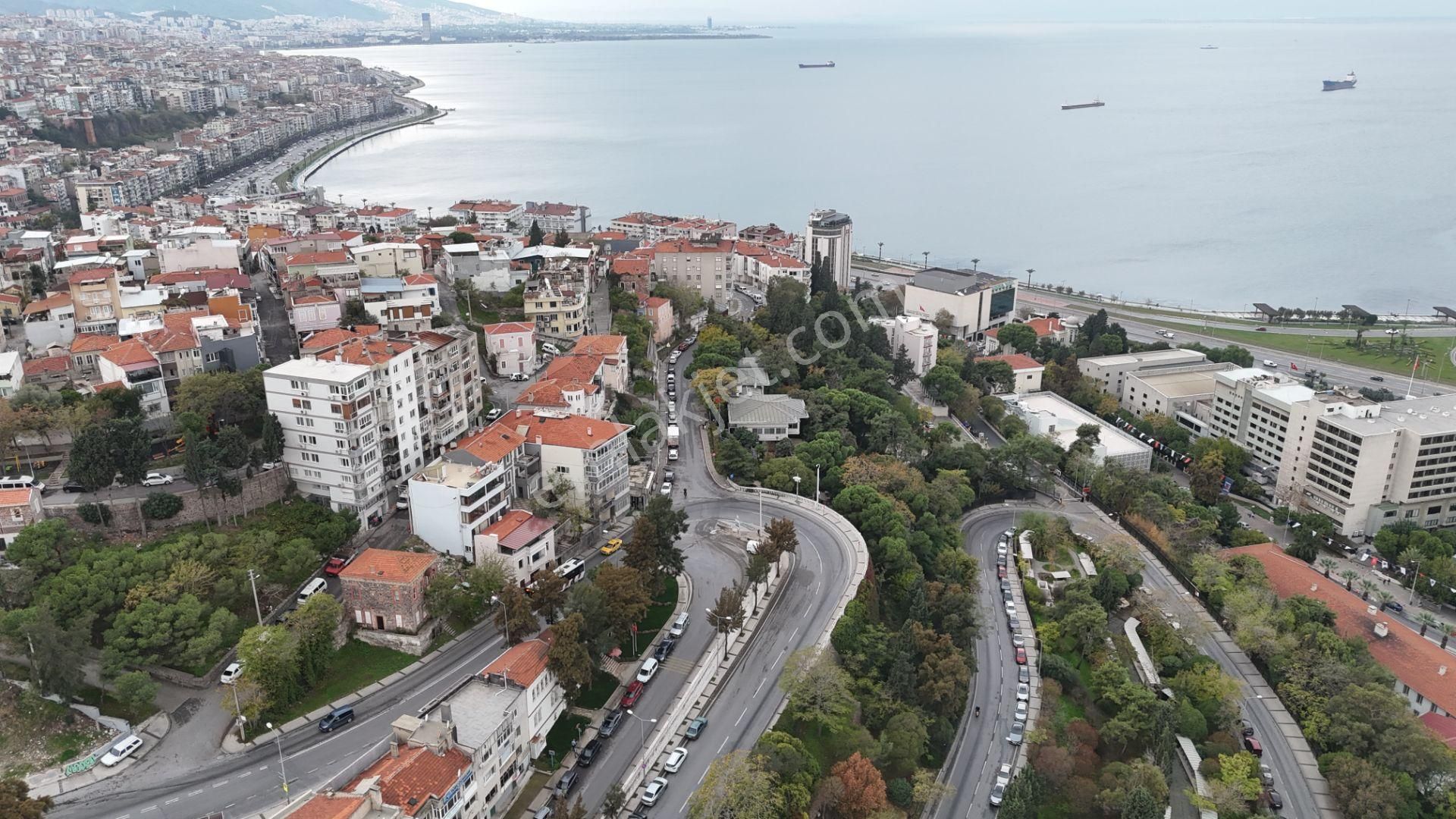 İzmir Varyant'ta Tarihi Ve Mimari Değeriyle Nadir Bulunan Konak - Görsel 21