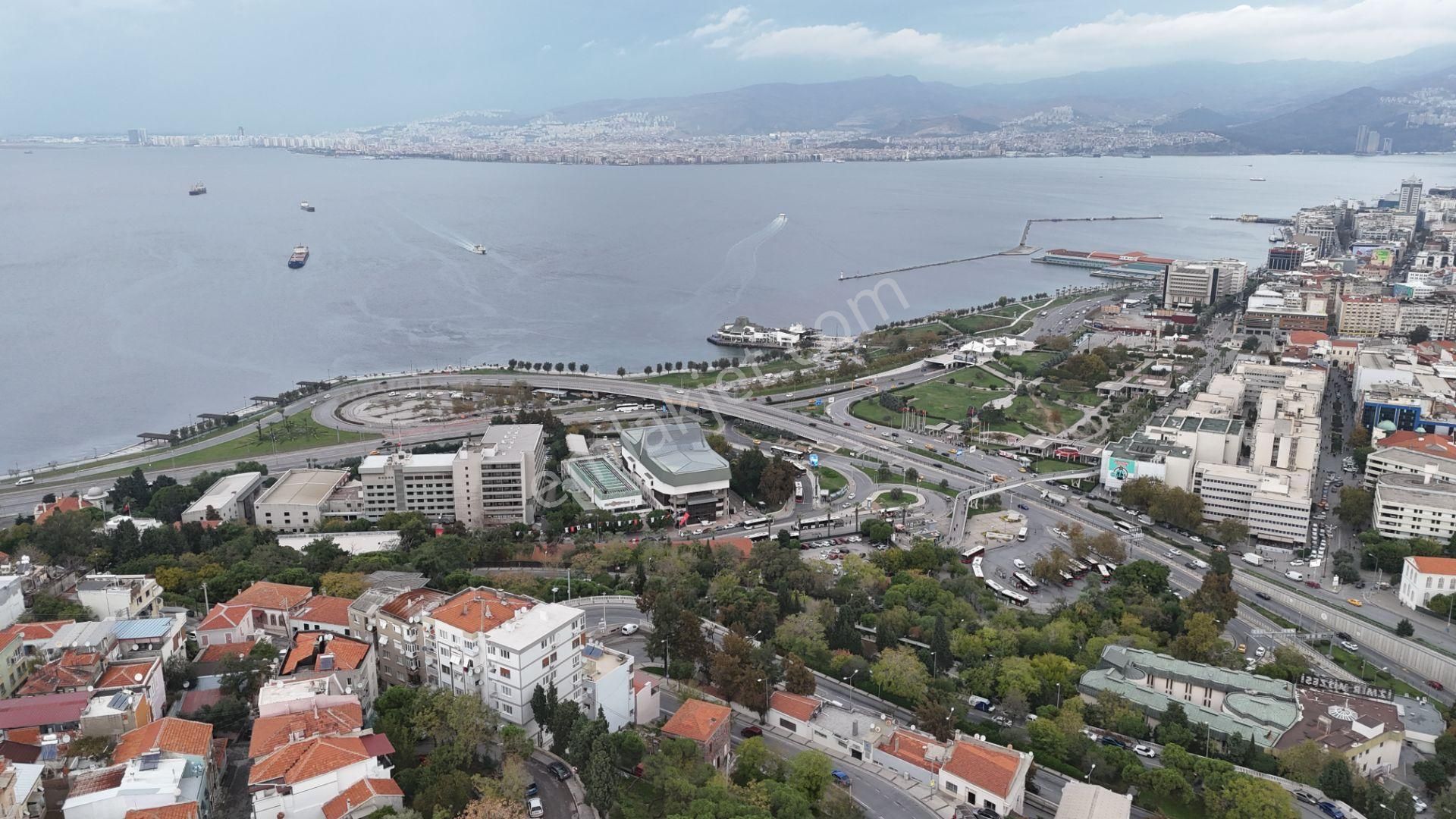 İzmir Varyant'ta Tarihi Ve Mimari Değeriyle Nadir Bulunan Konak - Görsel 25