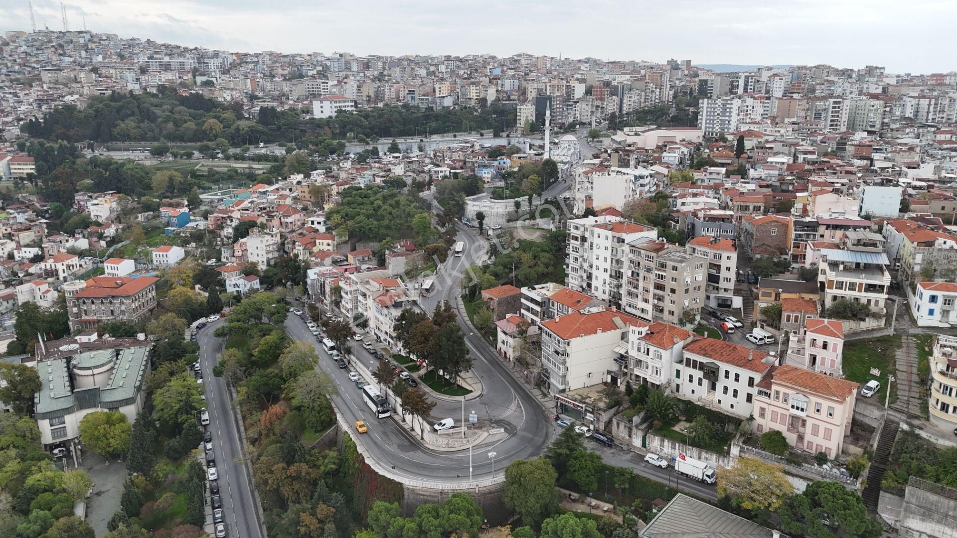 İzmir Varyant'ta Tarihi Ve Mimari Değeriyle Nadir Bulunan Konak - Görsel 9