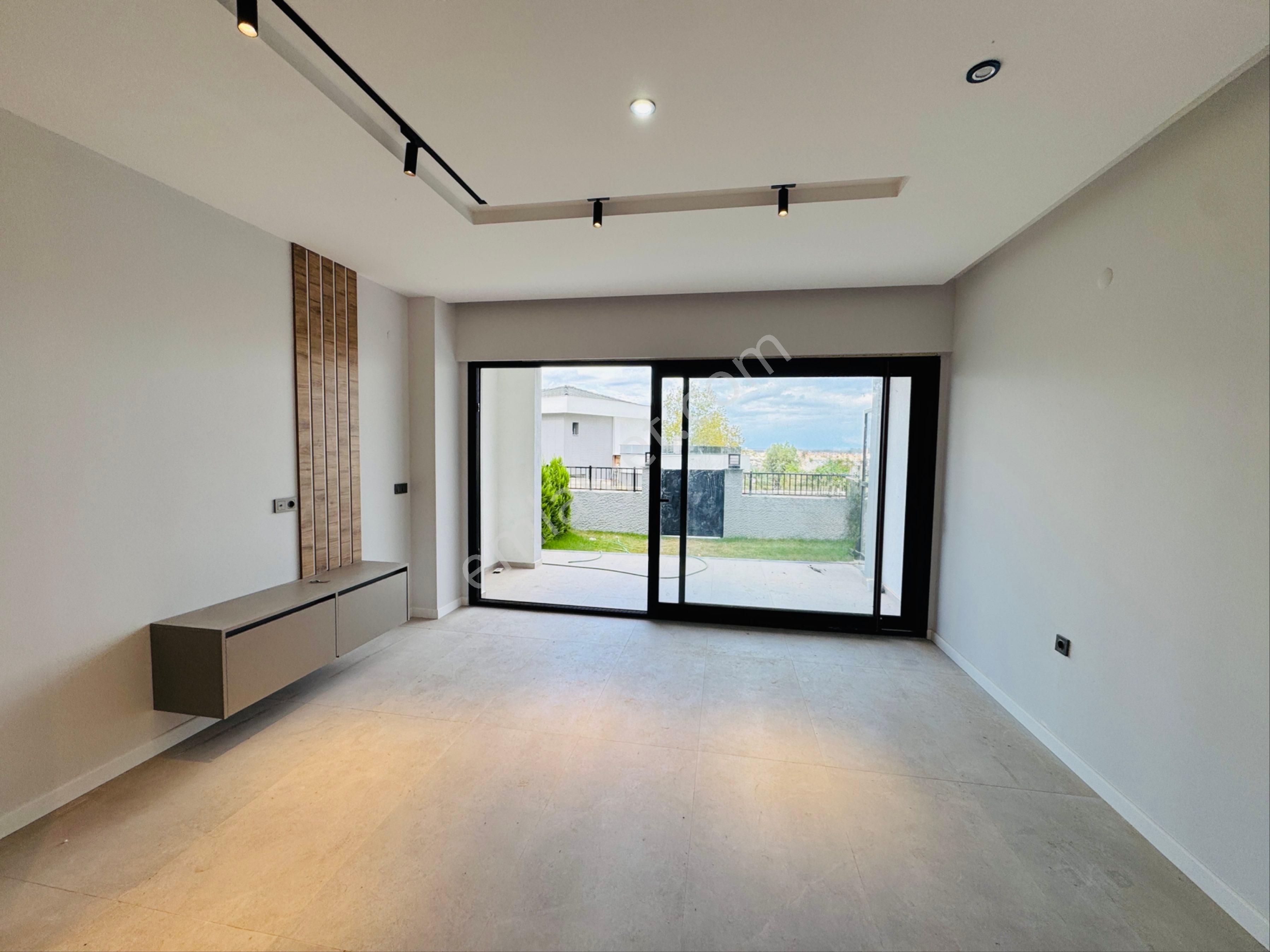 Kuşadası Güzelçamlı’da Ortak Havuzlu Satılık 2+1 Yazlık - Görsel 10