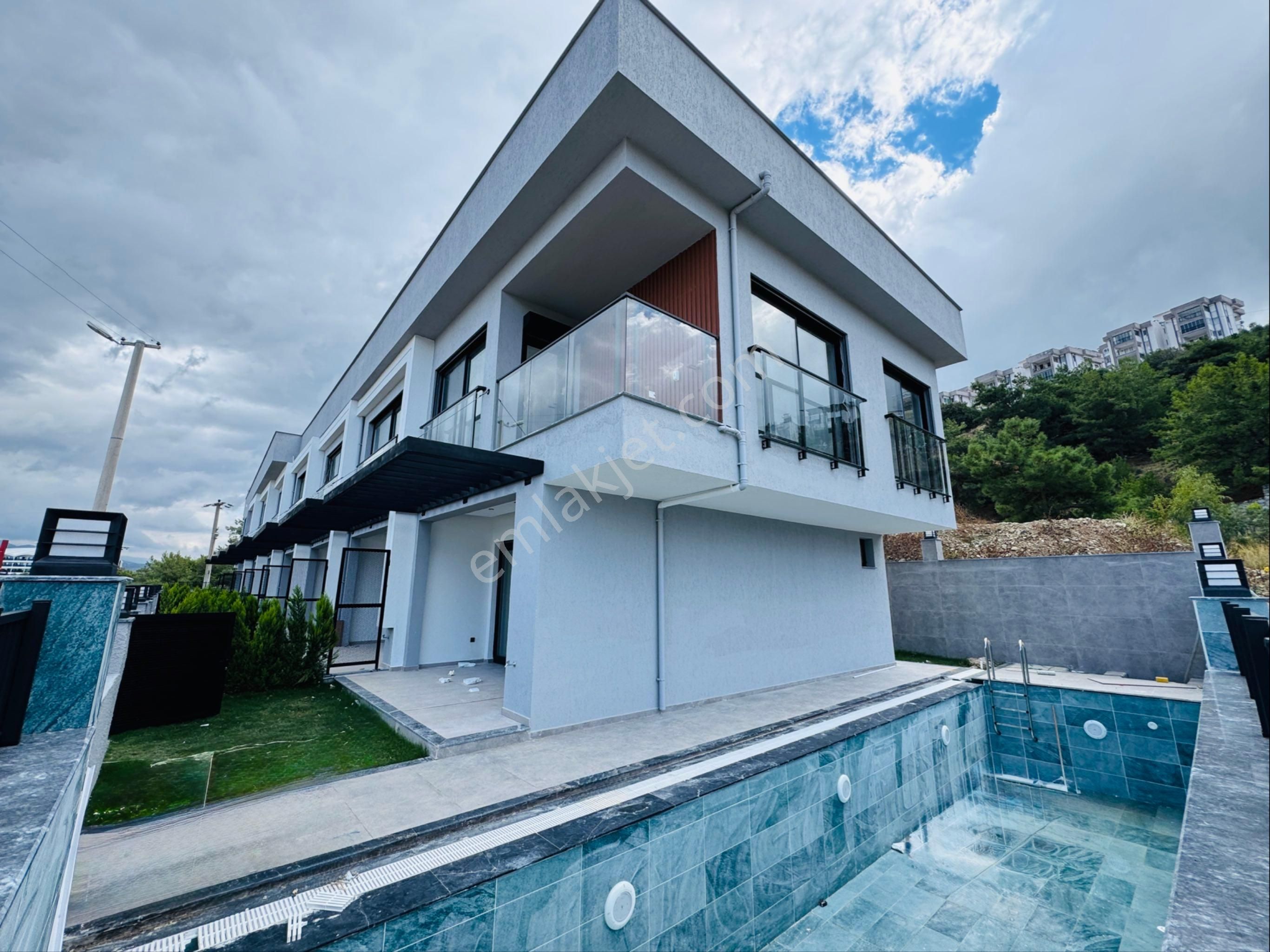 Kuşadası Güzelçamlı’da Ortak Havuzlu Satılık 2+1 Yazlık - Görsel 22