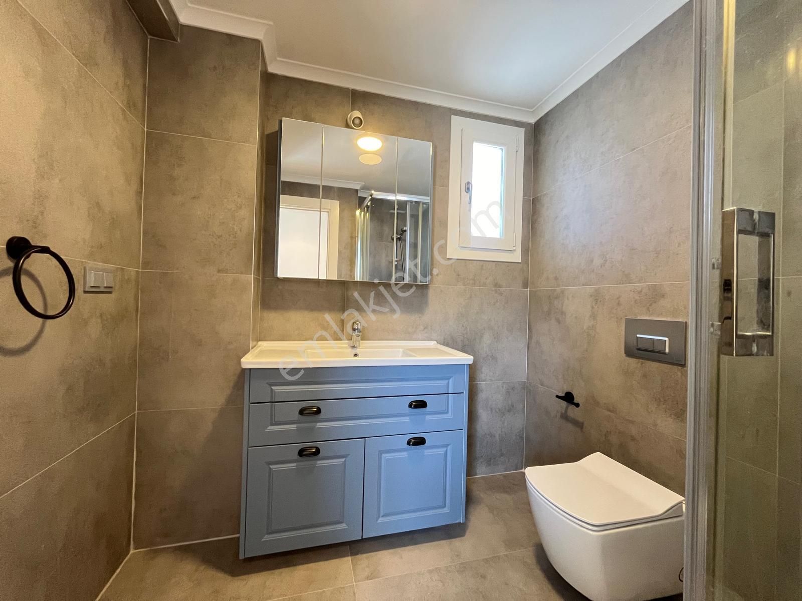 Urla Çeşmealtı Denizli Mah. Kiralık 4+1 Tripleks Villa - Görsel 19