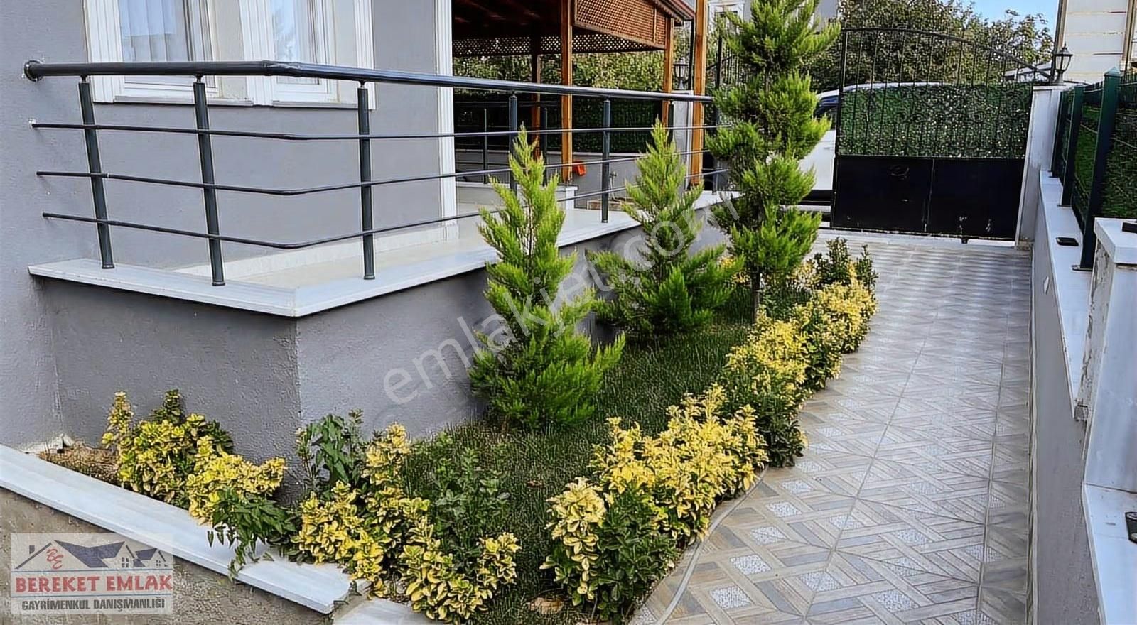 Yerleşim Yeri İçerisinde E5 Yakın Kiralık Ev - Görsel 23