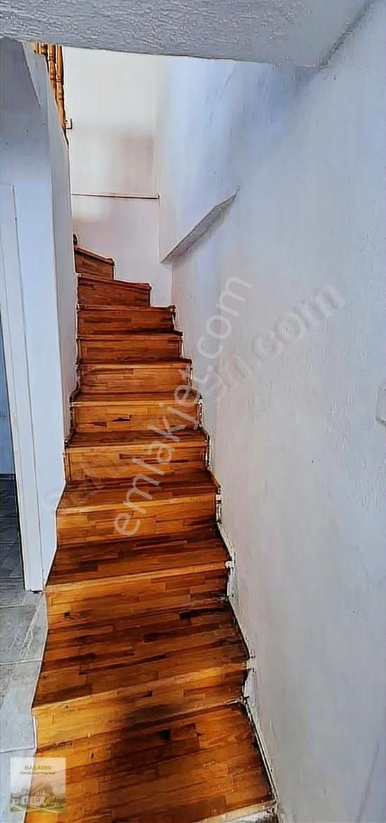 Karaburunda Deniz Ve Doğa Manzaralı Müstakil Ev - Görsel 5