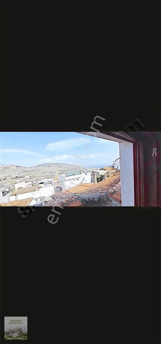 Karaburunda Deniz Ve Doğa Manzaralı Müstakil Ev