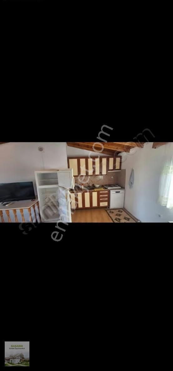 Karaburunda Deniz Ve Doğa Manzaralı Müstakil Ev - Görsel 7