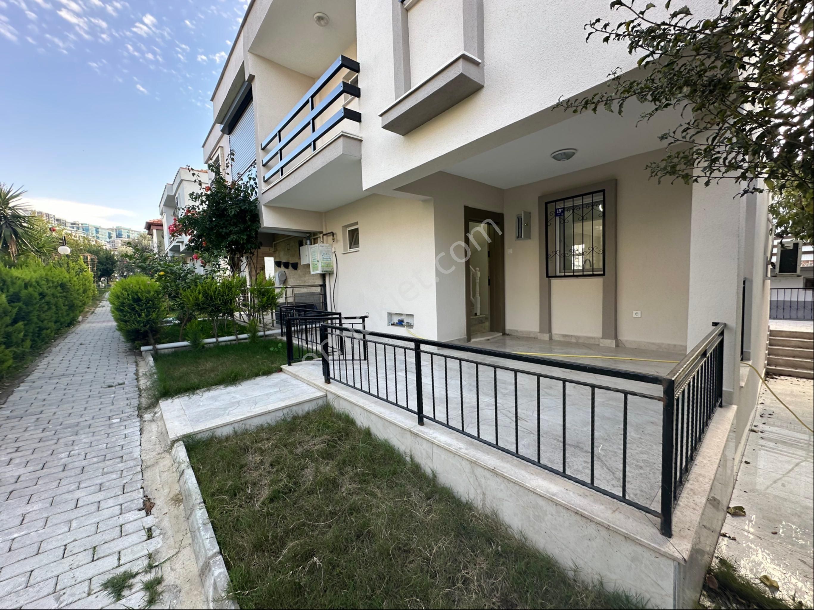 Kuşadası Kadınlar Denizinde Masrafsız 3+1 Harika Villa - Görsel 9
