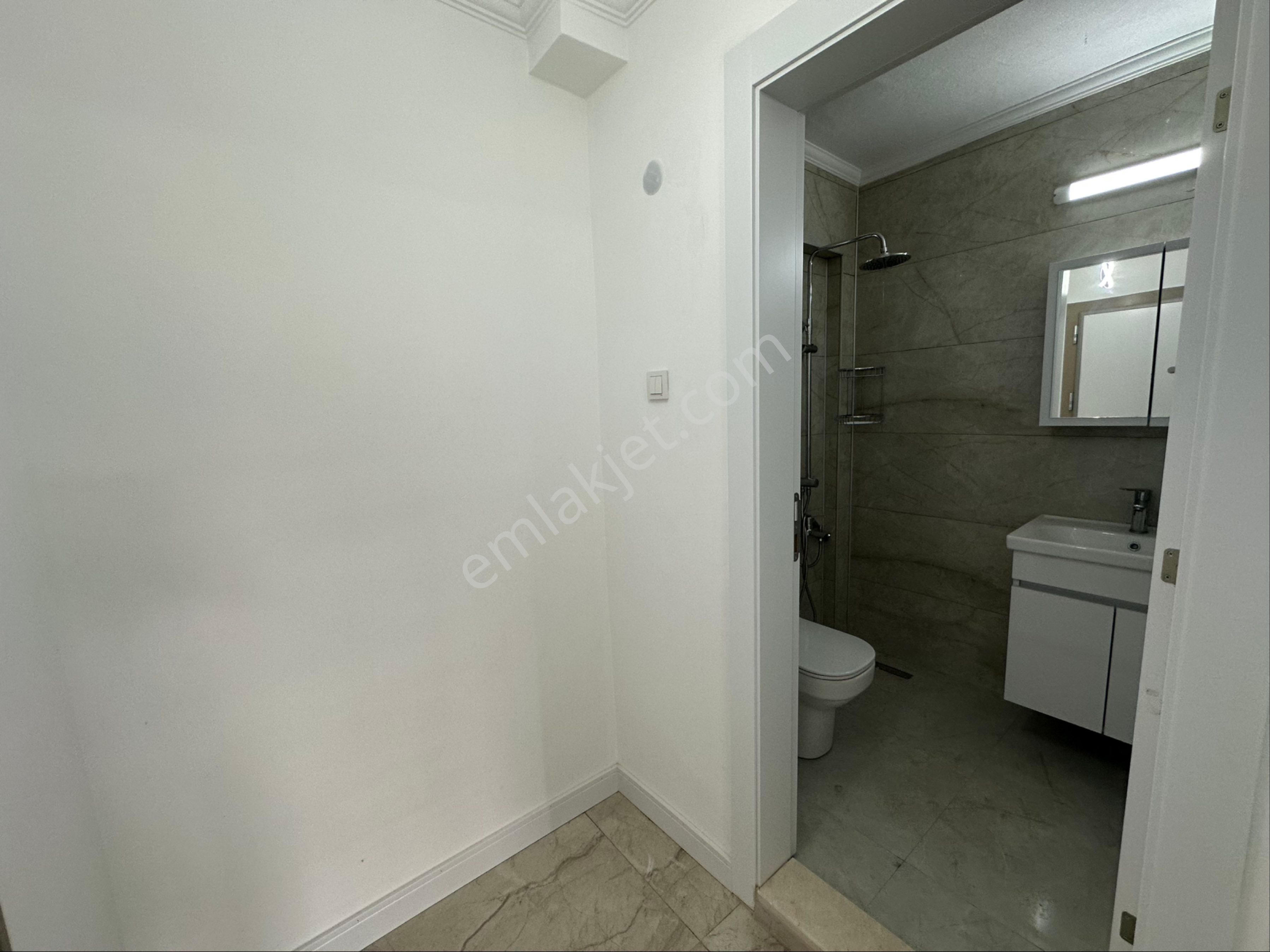 Kuşadası Kadınlar Denizinde Masrafsız 3+1 Harika Villa - Görsel 33