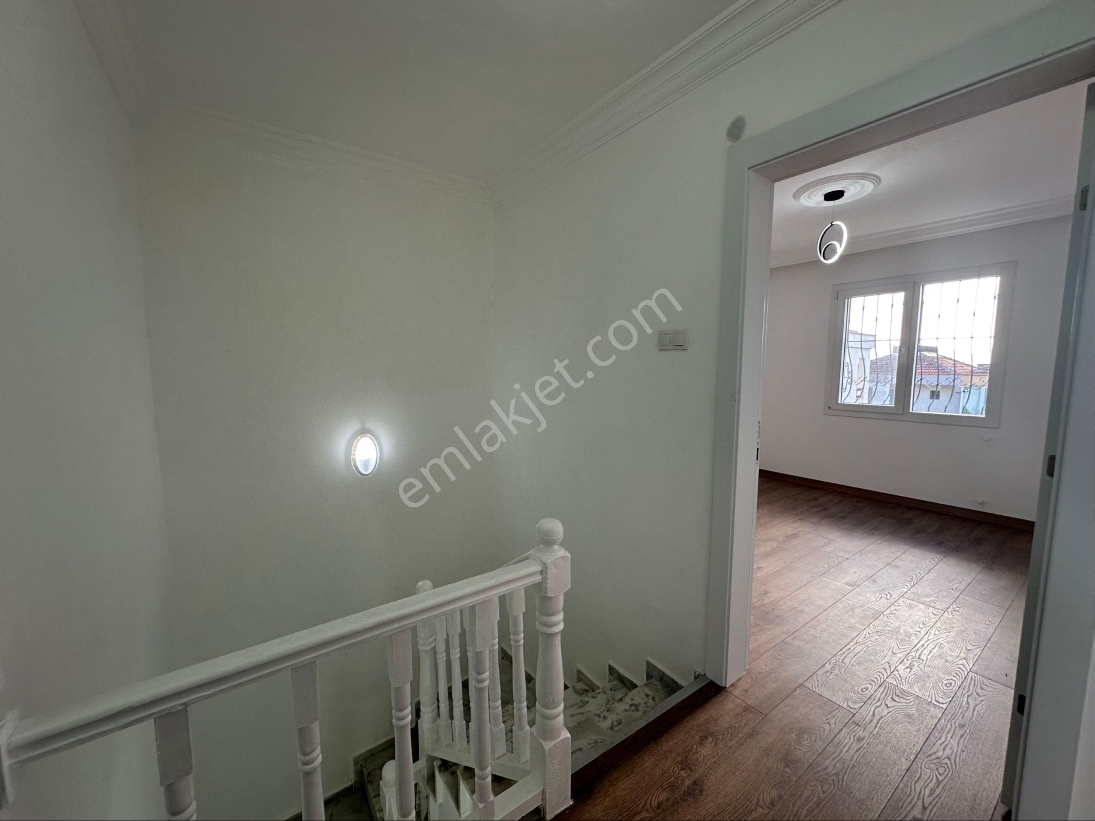 Kuşadası Kadınlar Denizinde Masrafsız 3+1 Harika Villa - Görsel 29