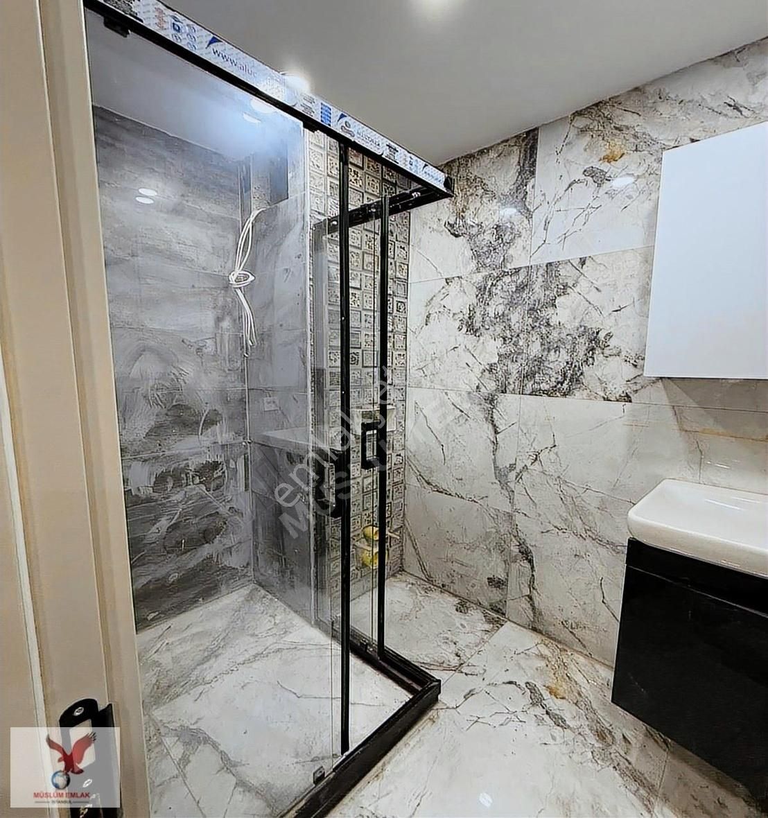 Avcılar Ambarlıda Sıfır 3+1 Lüx Satılık Ara Kat Daire - Görsel 9