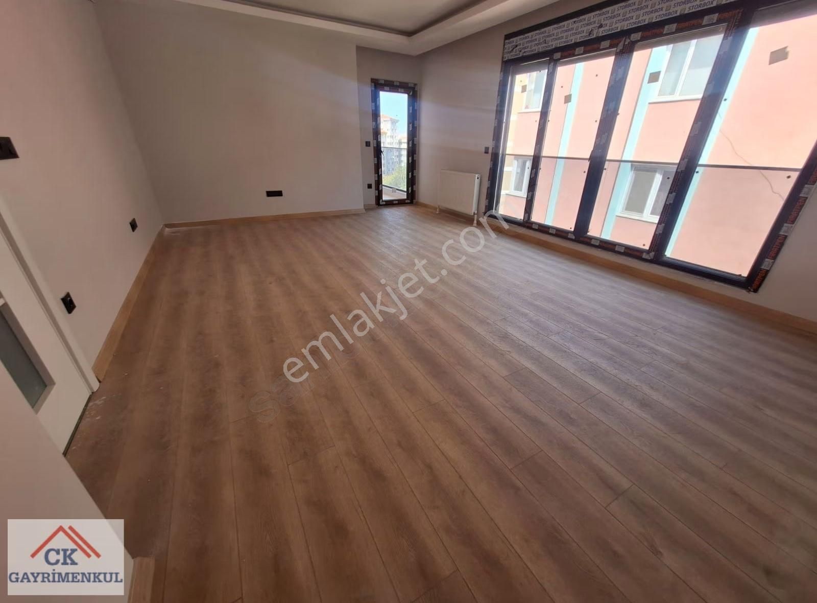 Ck'dan Marmaraya Göztepe Parkına Yürüme Mesafesinde 95 M2 Net