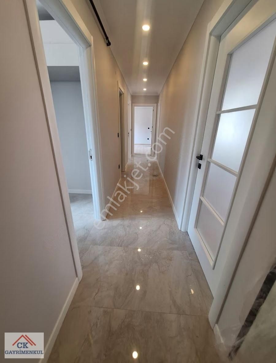 Ck'dan Marmaraya Göztepe Parkına Yürüme Mesafesinde 95 M2 Net - Görsel 6