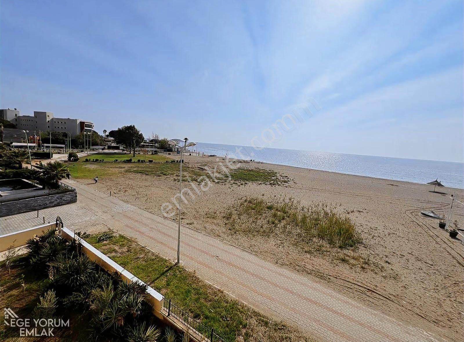 Denize Sıfır 3+1 Amerikan Mimarili Villa - Görsel 11