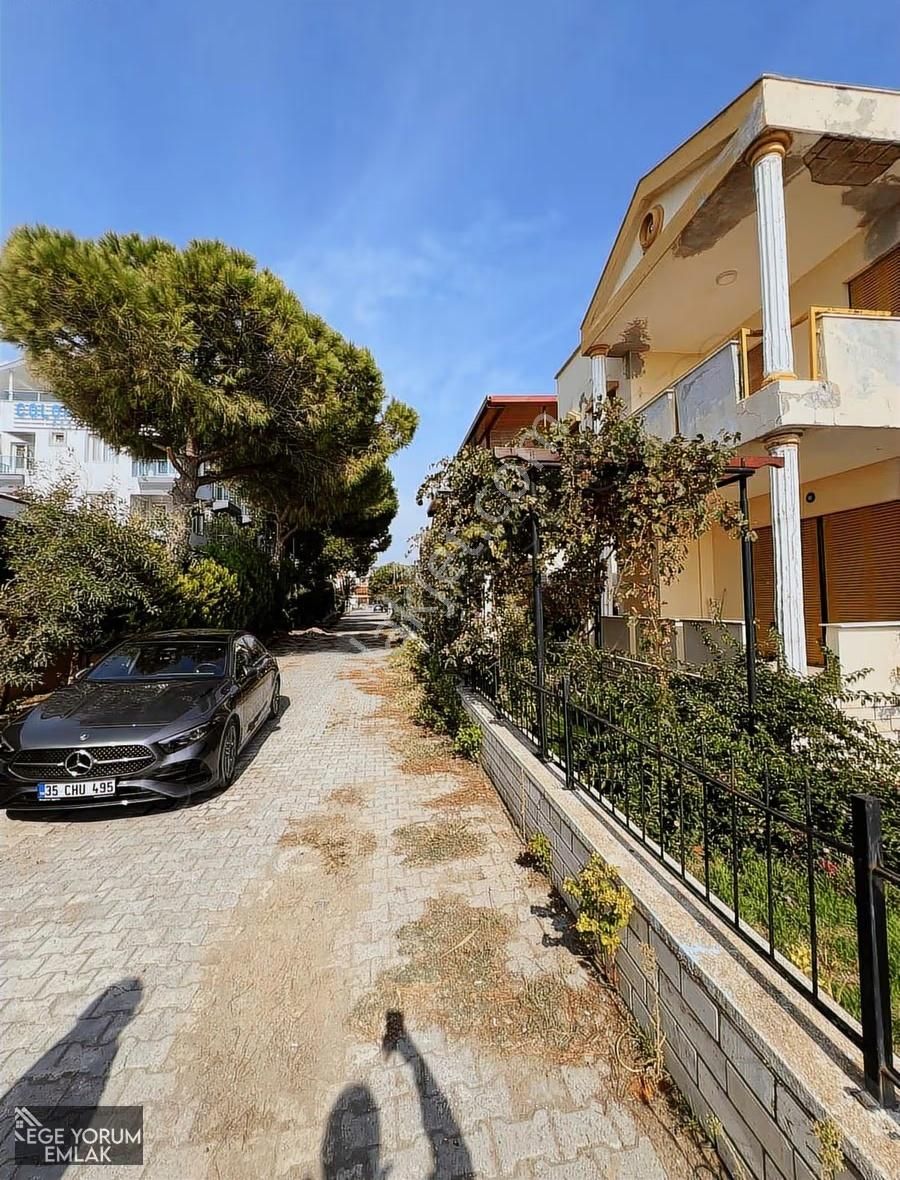 Denize Sıfır 3+1 Amerikan Mimarili Villa - Görsel 3