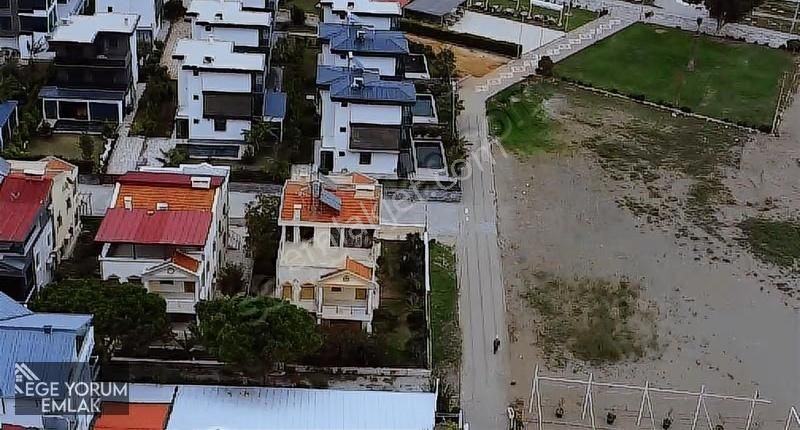 Denize Sıfır 3+1 Amerikan Mimarili Villa - Görsel 8