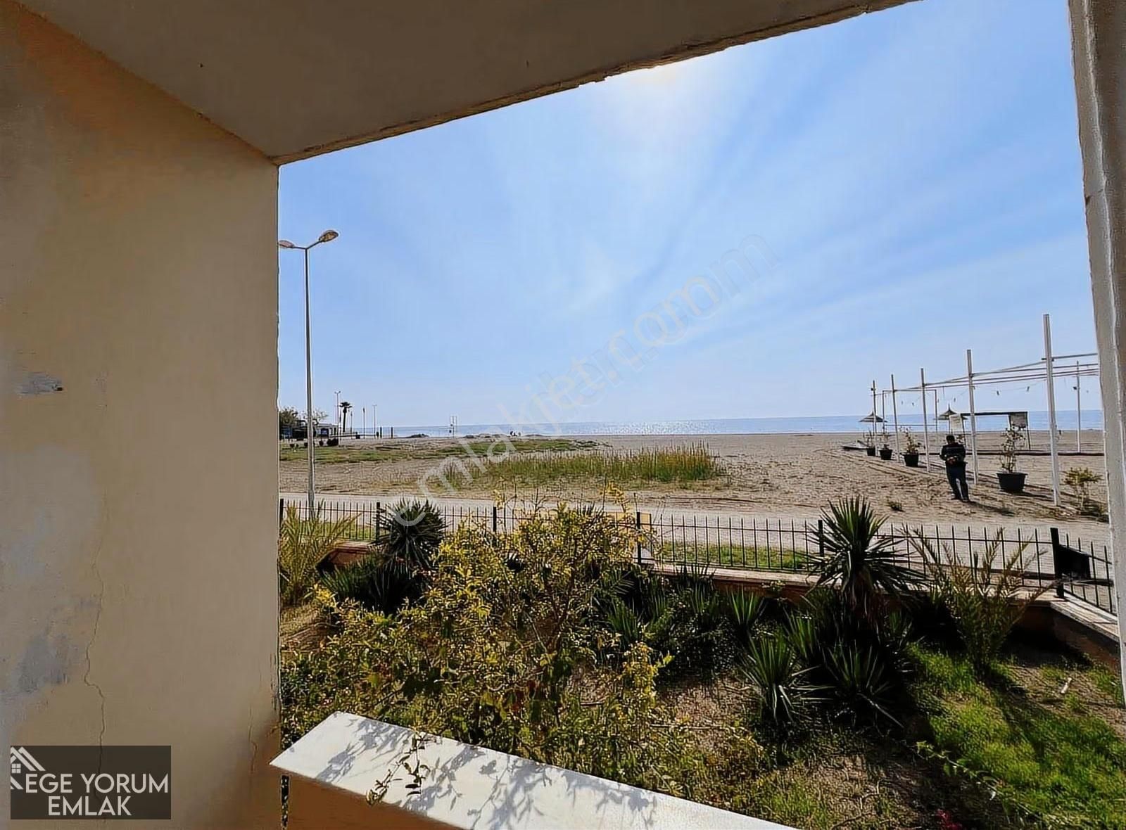 Denize Sıfır 3+1 Amerikan Mimarili Villa - Görsel 4