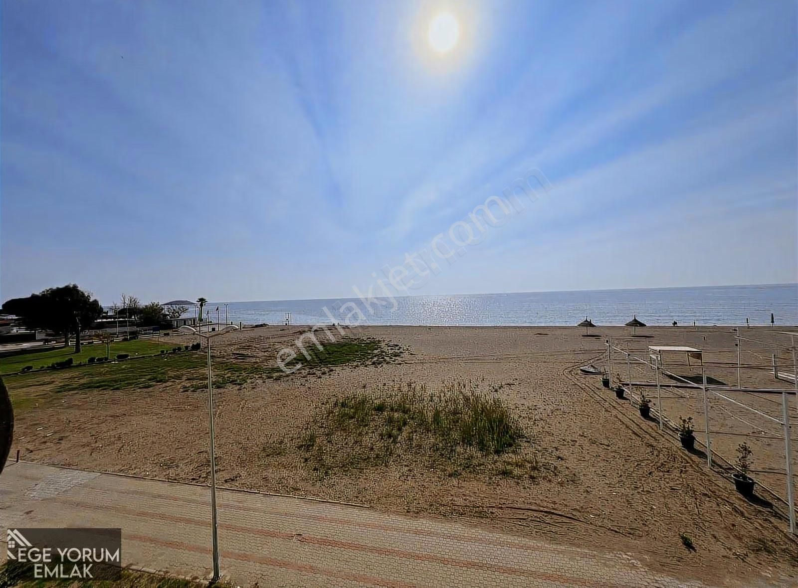 Denize Sıfır 3+1 Amerikan Mimarili Villa - Görsel 16