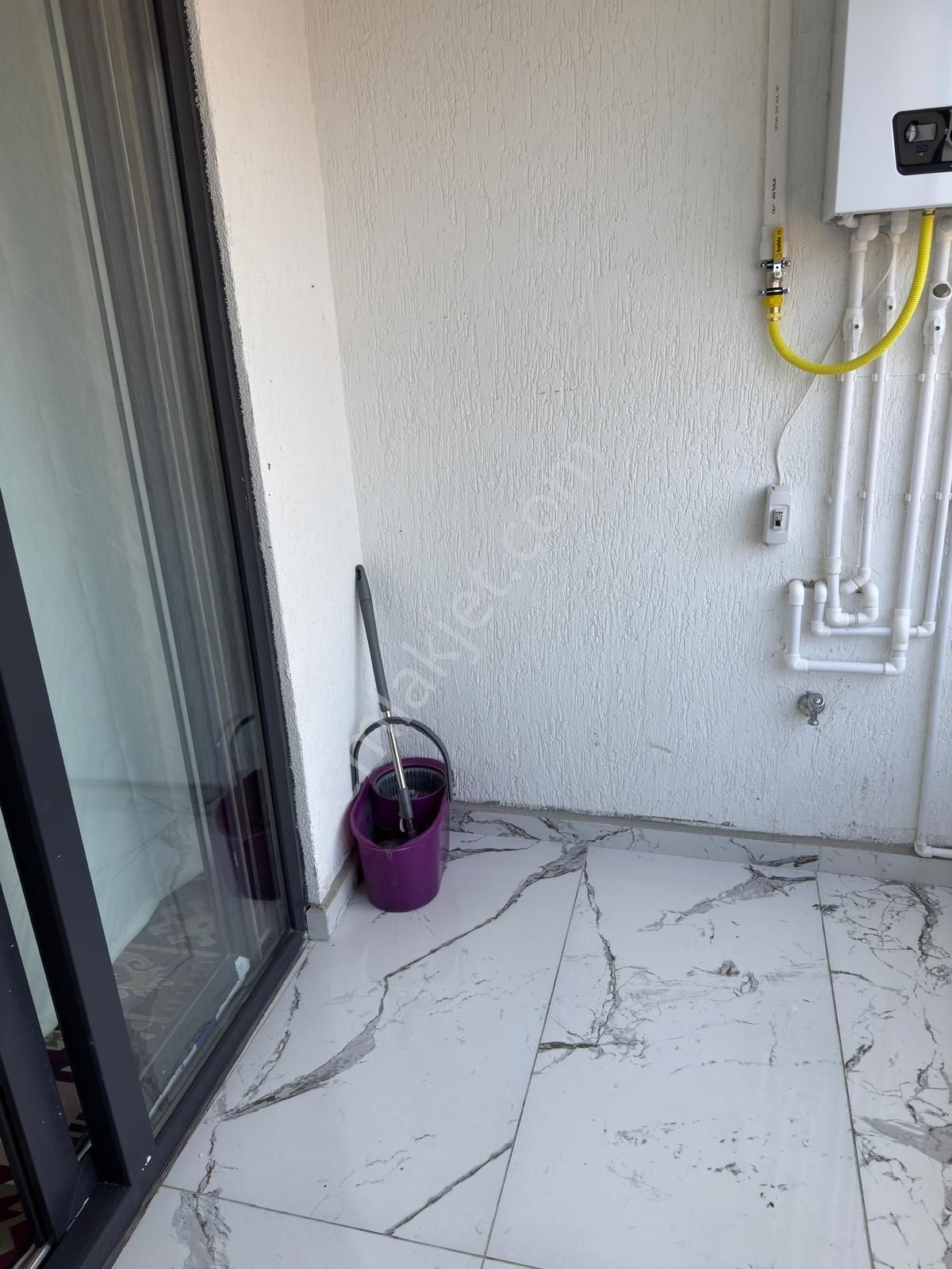 Edremit'de Askeriye Tarafında 1+1 Eşyalı Doğalgazlı Kiralık Daire - Görsel 20