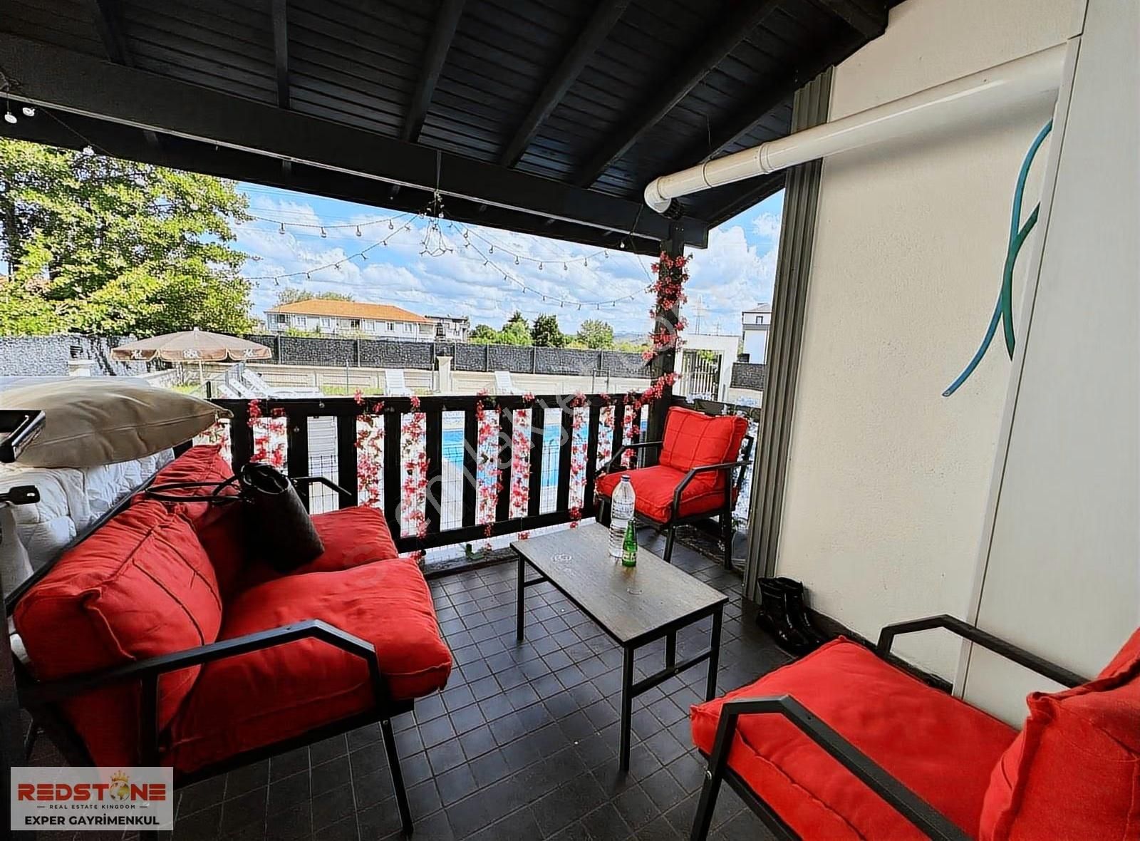 Havuzlu Sitede Verandalı Kombili Eşyalı Geniş 2+1 Yazlık Daire - Görsel 16