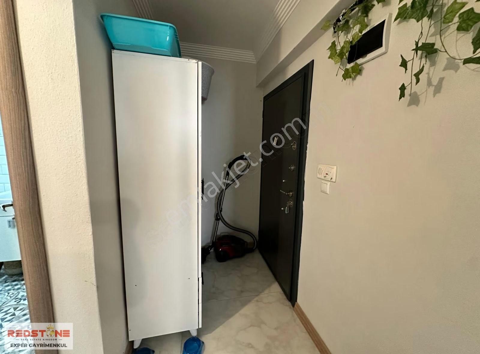 Havuzlu Sitede Verandalı Kombili Eşyalı Geniş 2+1 Yazlık Daire - Görsel 22