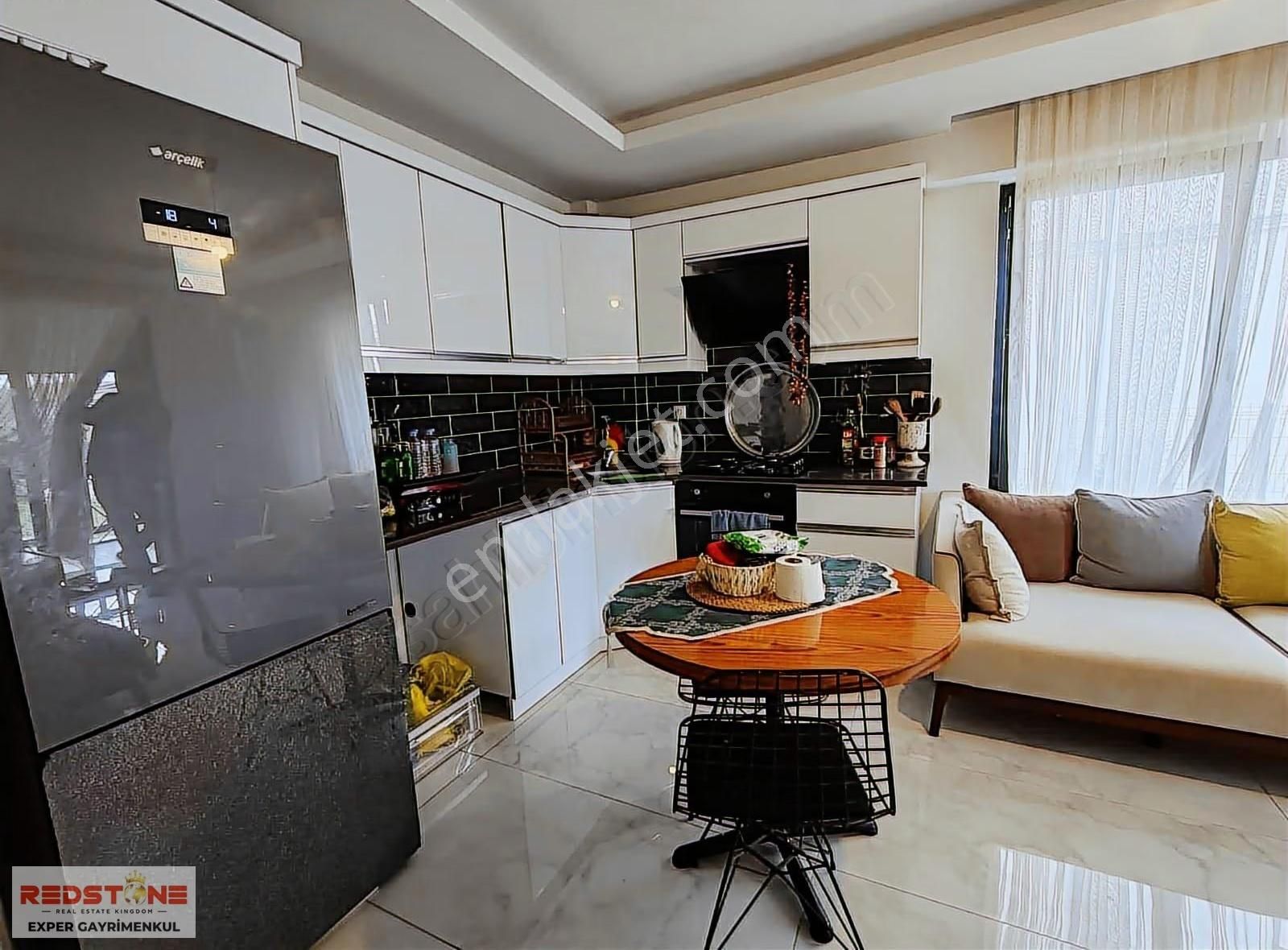 Havuzlu Sitede Verandalı Kombili Eşyalı Geniş 2+1 Yazlık Daire - Görsel 7