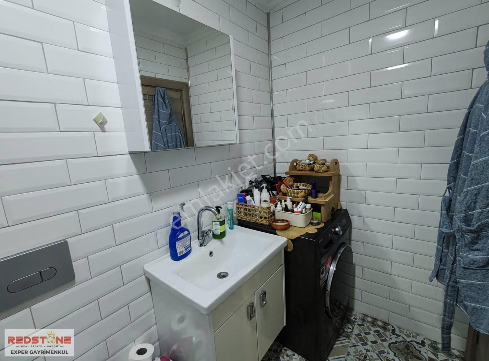 Havuzlu Sitede Verandalı Kombili Eşyalı Geniş 2+1 Yazlık Daire - Görsel 2