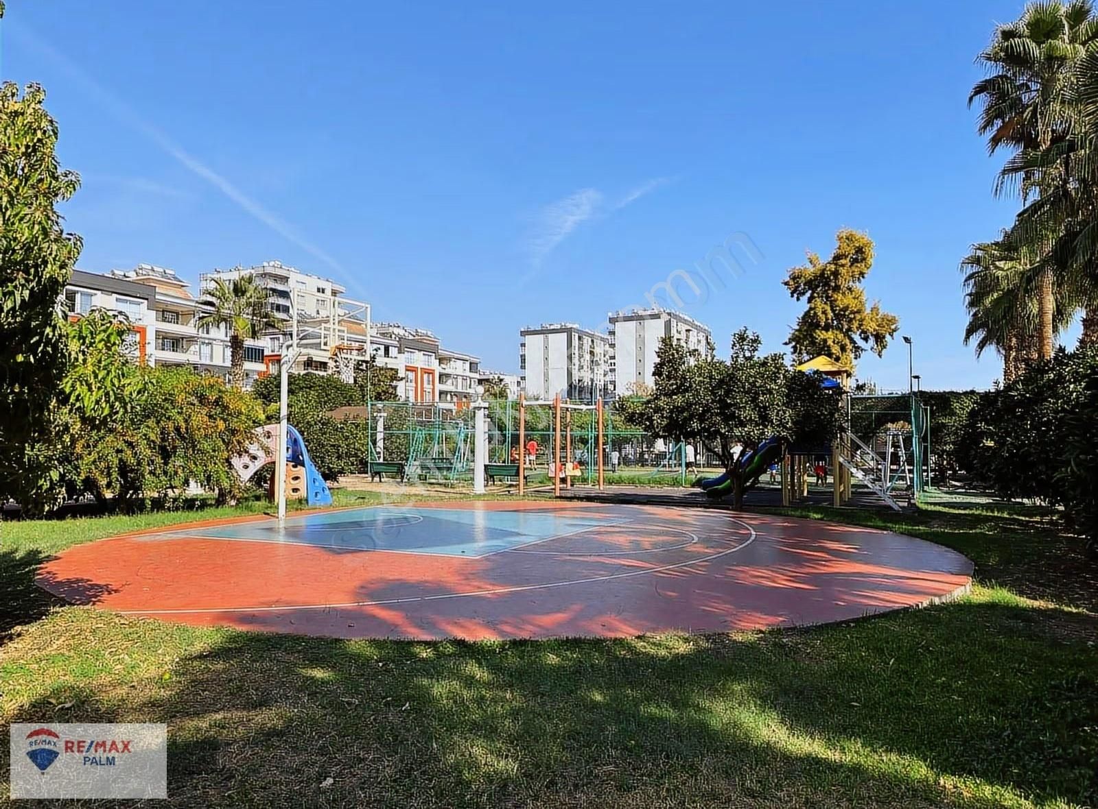 Remax Palm'den Cumhuriyet Konakları'nda Bahçeli Satılık Daire - Görsel 11