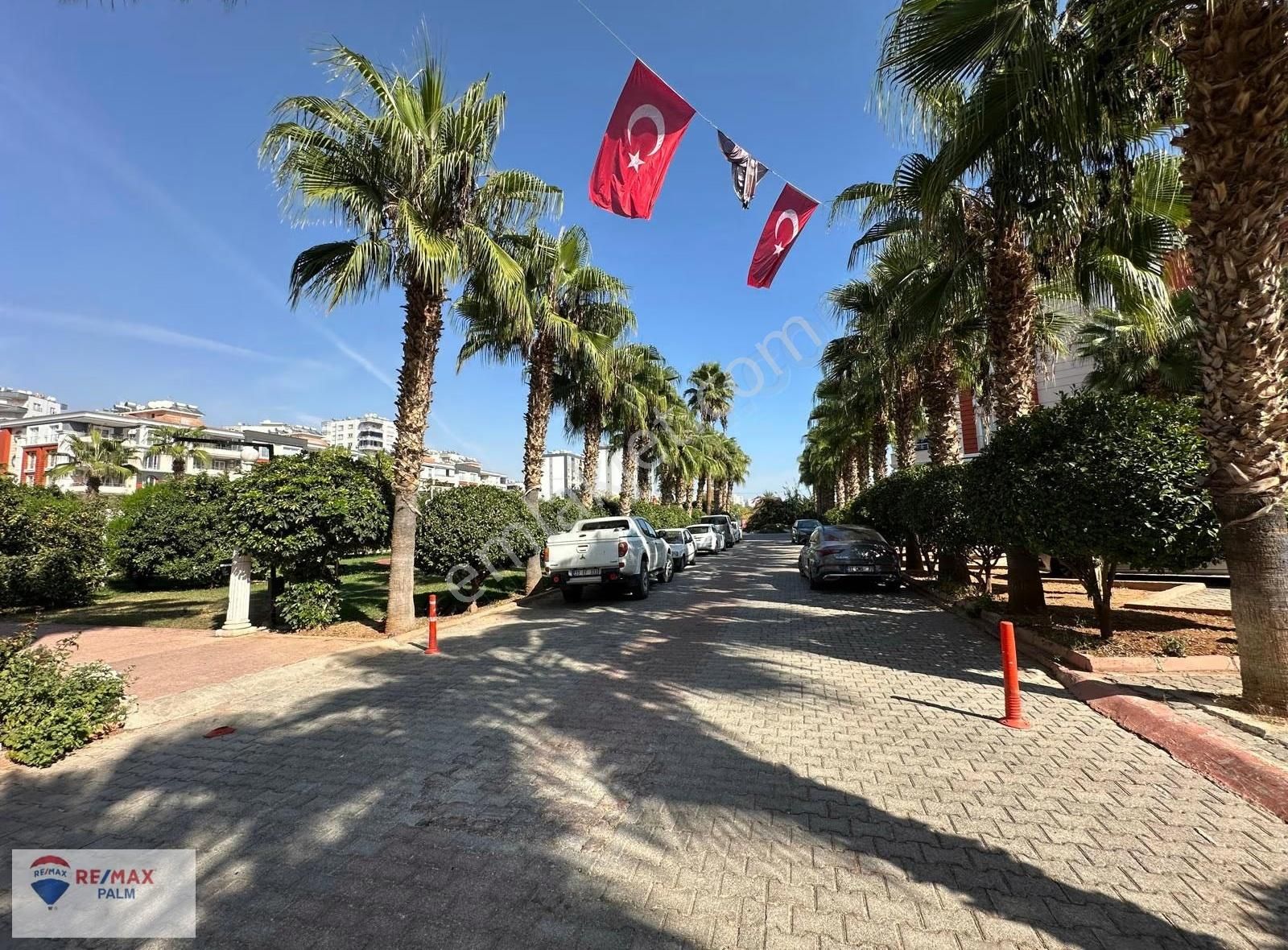 Remax Palm'den Cumhuriyet Konakları'nda Bahçeli Satılık Daire - Görsel 21