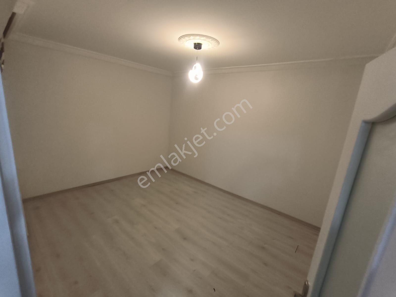 İsmetpaşa Mah’de 3+1 130m2 Satılık Balkonlu Ara Kat Daire - Görsel 15
