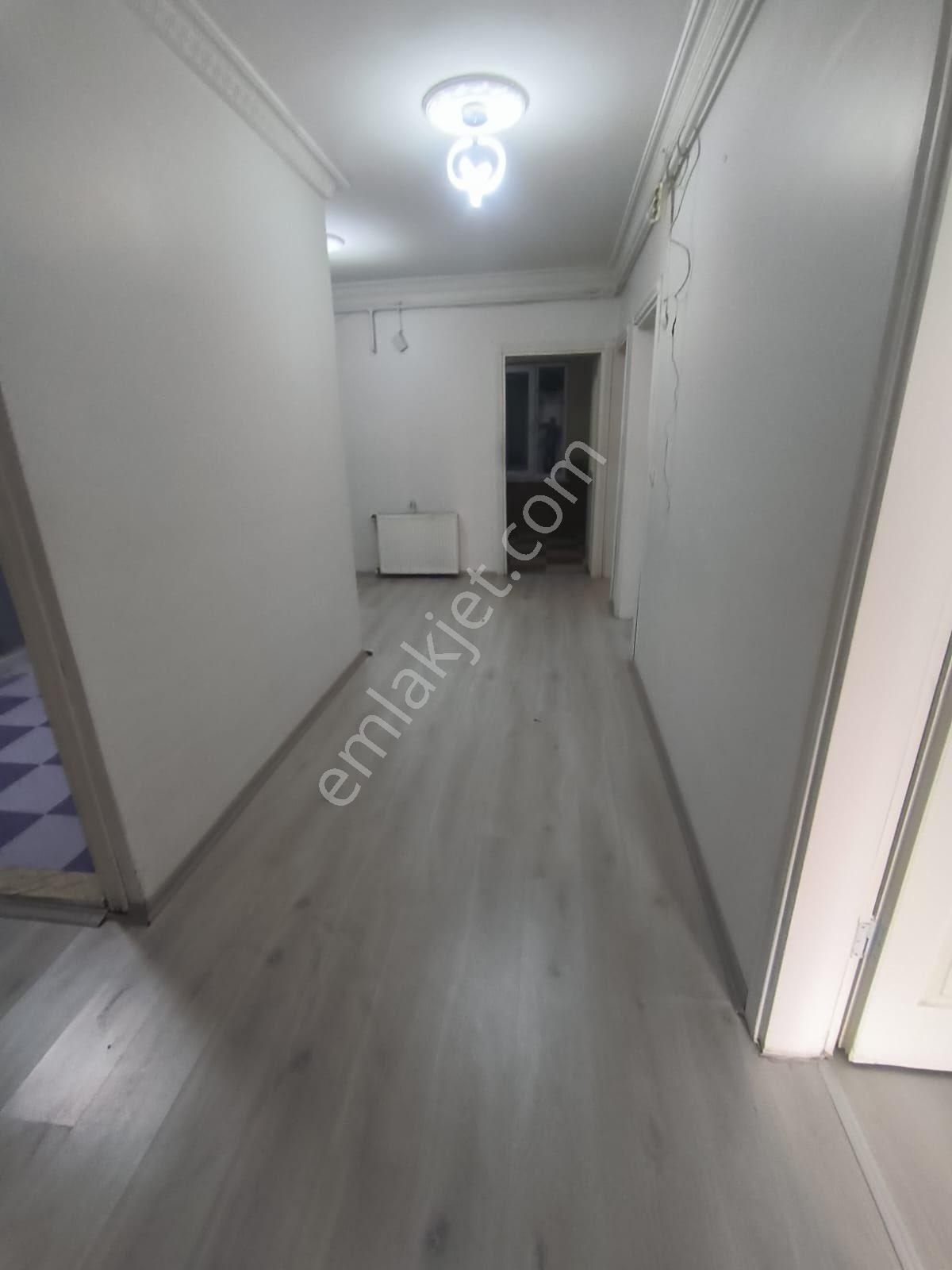 İsmetpaşa Mah’de 3+1 130m2 Satılık Balkonlu Ara Kat Daire - Görsel 7