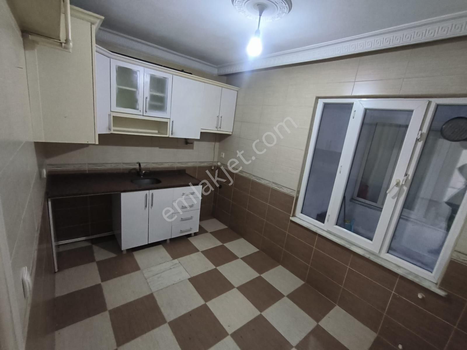 İsmetpaşa Mah’de 3+1 130m2 Satılık Balkonlu Ara Kat Daire - Görsel 16