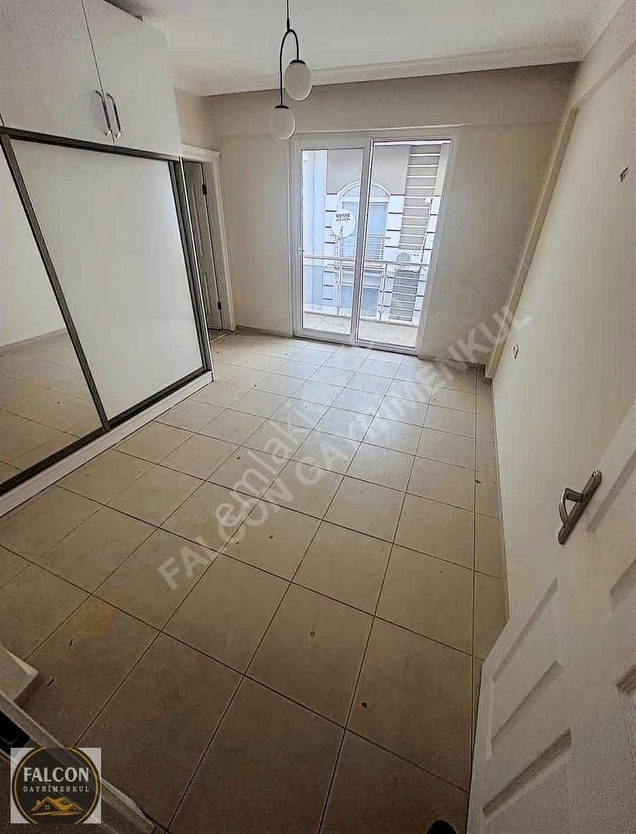 Avm Ye 100 Metre Geniş Ve Ferah 140 M2 3+1 Daire - Görsel 12