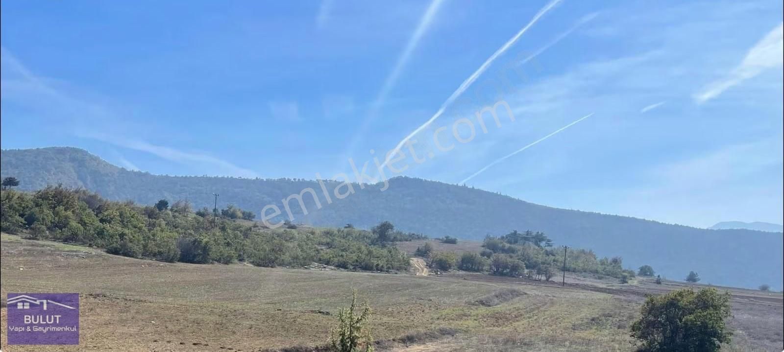 Hükümdar Buluttan Değerli Yatırım.hobi Bahçesi İçin İdeal1.803m2