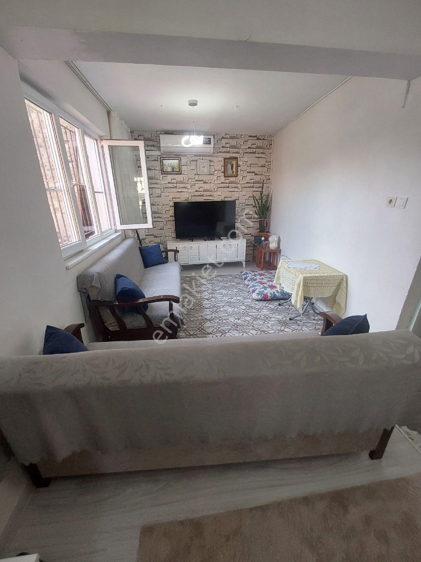 Doğru Gayrimenkulden Pınarbaşı Mahallesinde 2+1 Mmüstakil Ev