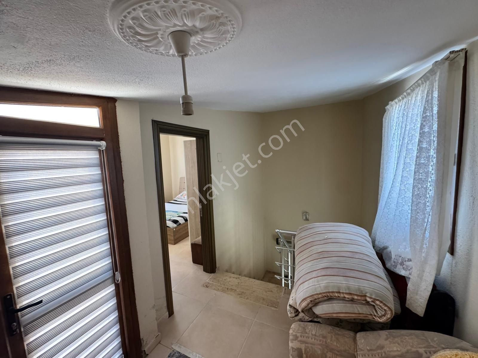 Denize Yürüme Mesafesinde 3+1 Villa (gözütok Emlak) - Görsel 3