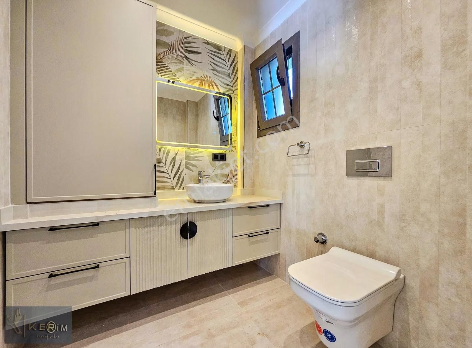 Kerim'den Küçükkuyu Satılık Müstakil , Otoparklı Lüx 3+1 Villa - Görsel 7