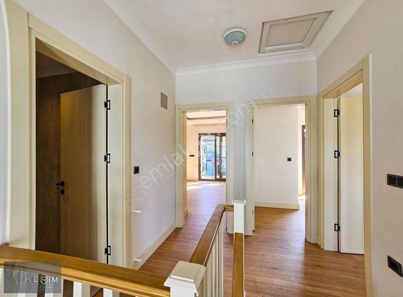 Kerim'den Küçükkuyu Satılık Müstakil , Otoparklı Lüx 3+1 Villa - Görsel 17