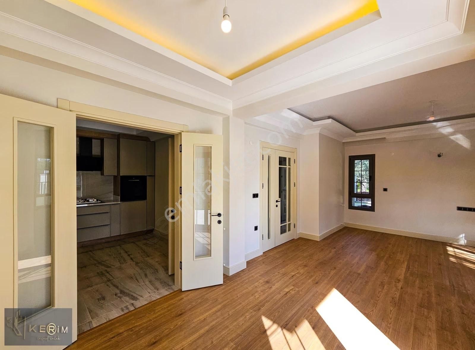 Kerim'den Küçükkuyu Satılık Müstakil , Otoparklı Lüx 3+1 Villa - Görsel 18