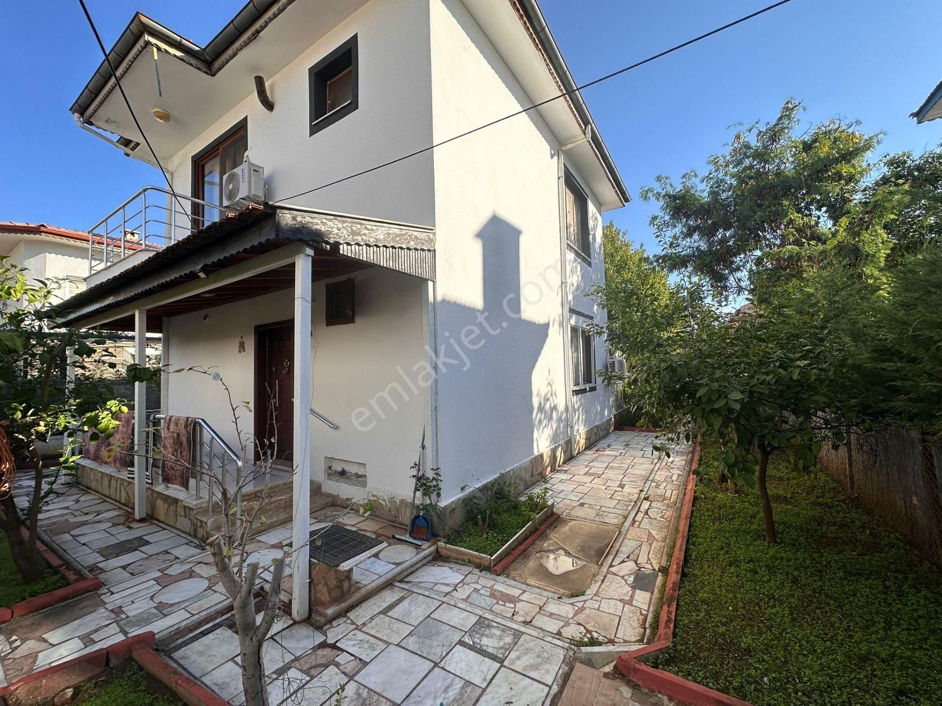 Stop’tan Foça Ana Cadde Üzeri Ticari Vasıflı Satılık Villa - Görsel 2