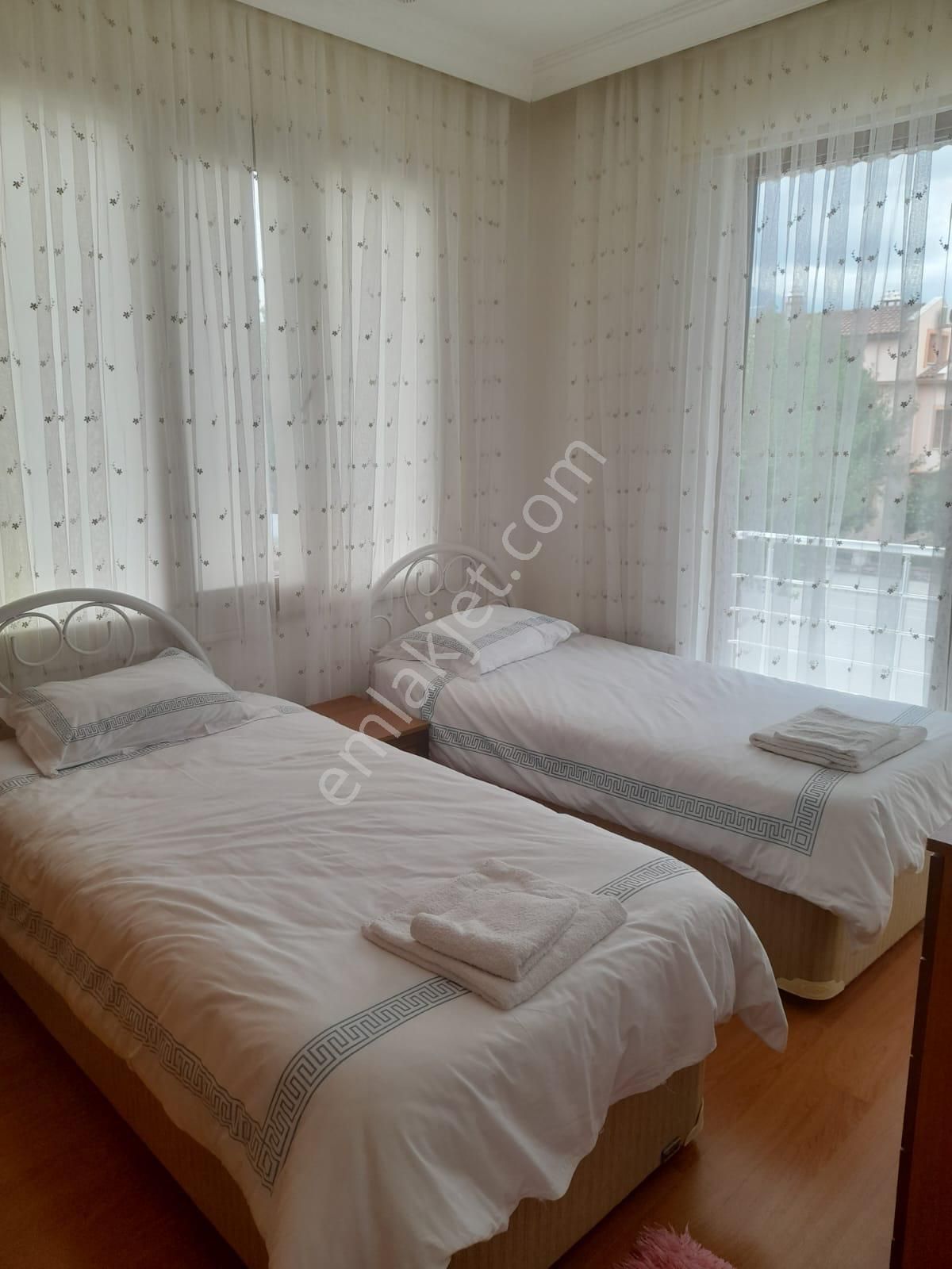 Stop’tan Foça Ana Cadde Üzeri Ticari Vasıflı Satılık Villa - Görsel 26