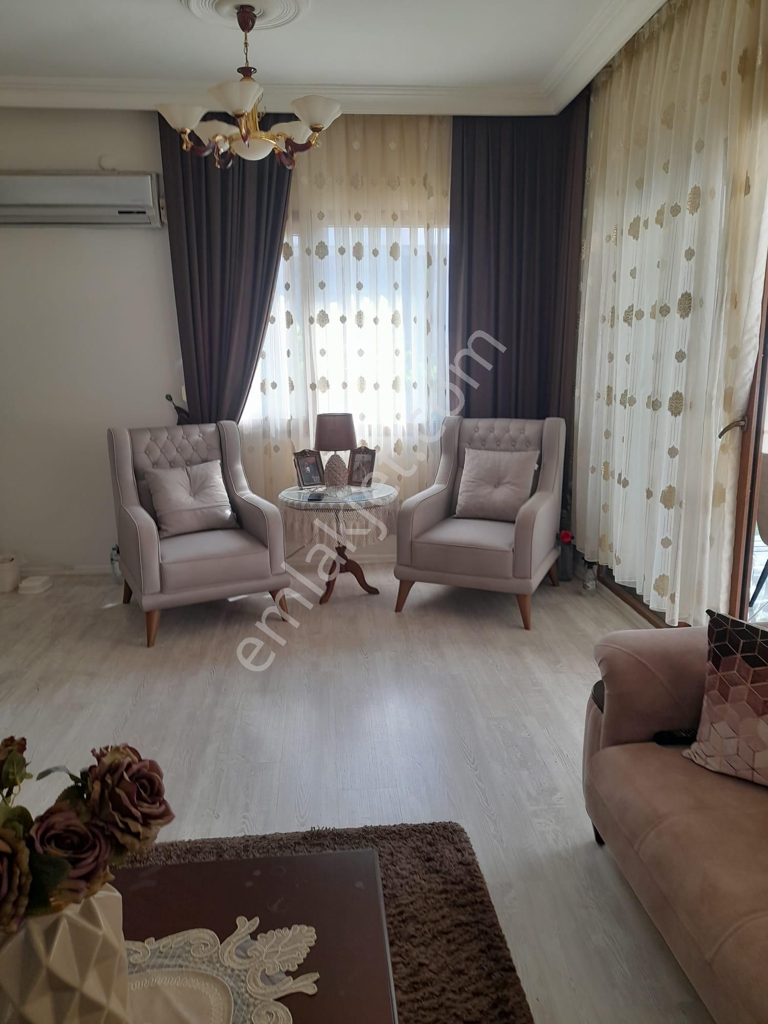 Stop’tan Foça Ana Cadde Üzeri Ticari Vasıflı Satılık Villa - Görsel 14